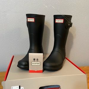 Hunter Boot Women Original Boot Short Black Size 8. NWT.
